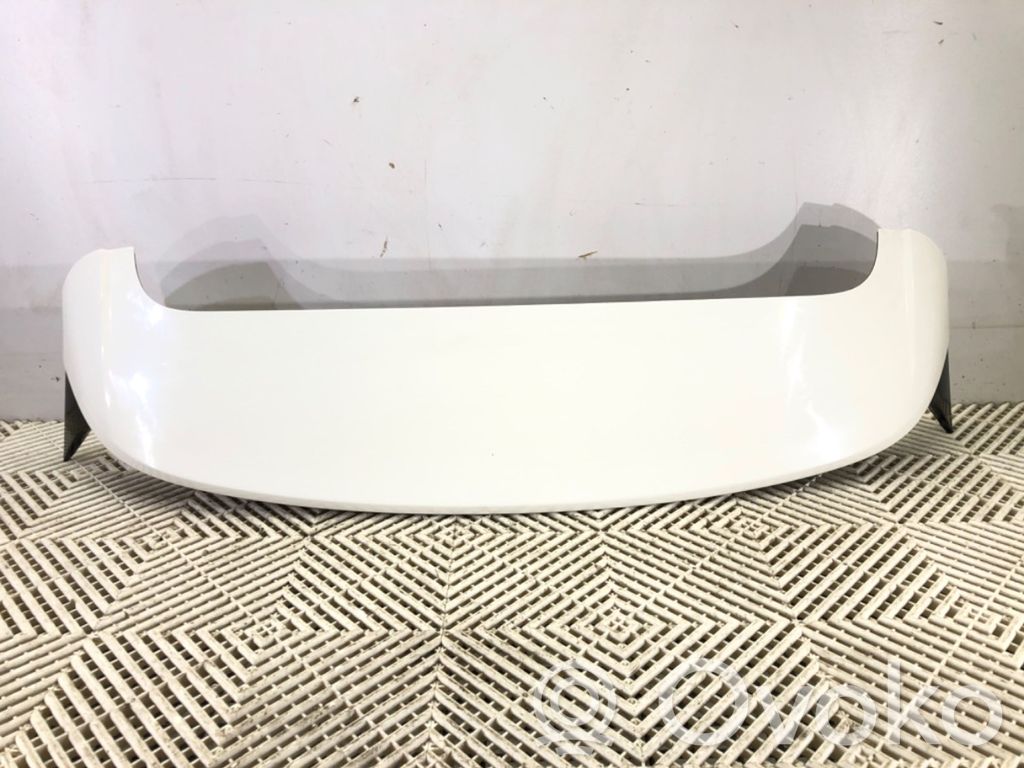 KIA Optima Moldura inferior del parachoques trasero 