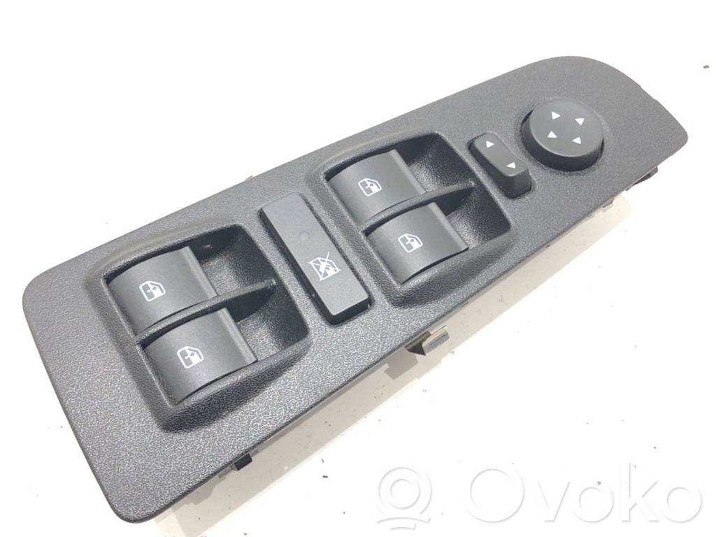 Fiat Bravo Interruptor del elevalunas eléctrico 