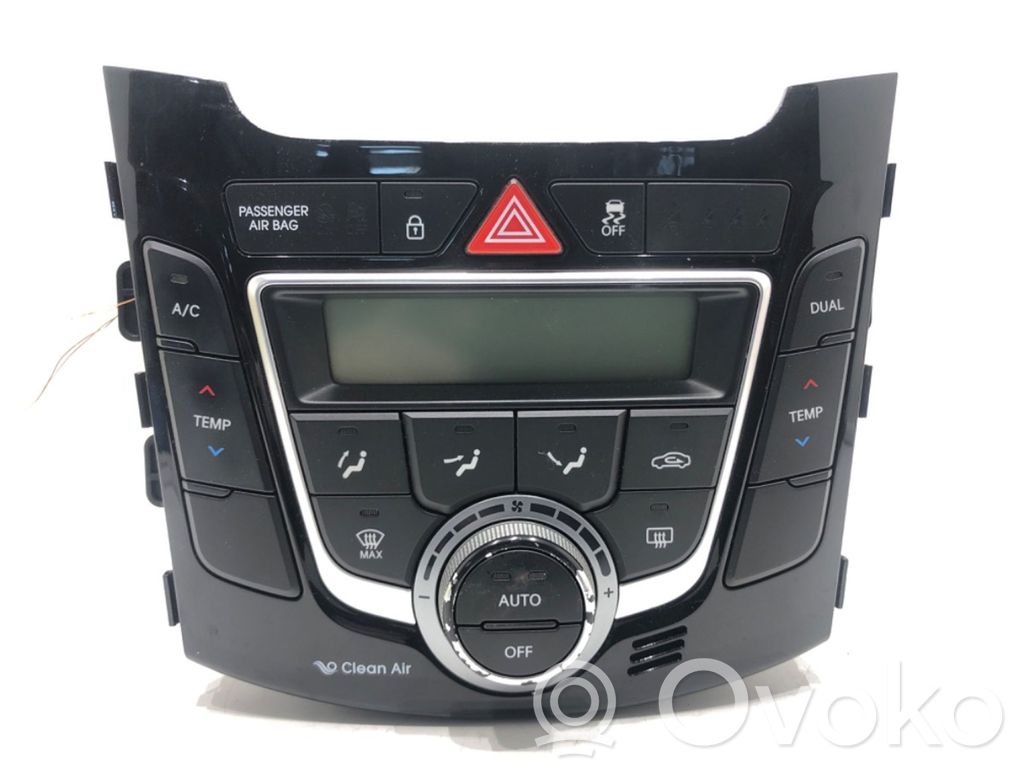 Hyundai i30 Interior fan control switch 