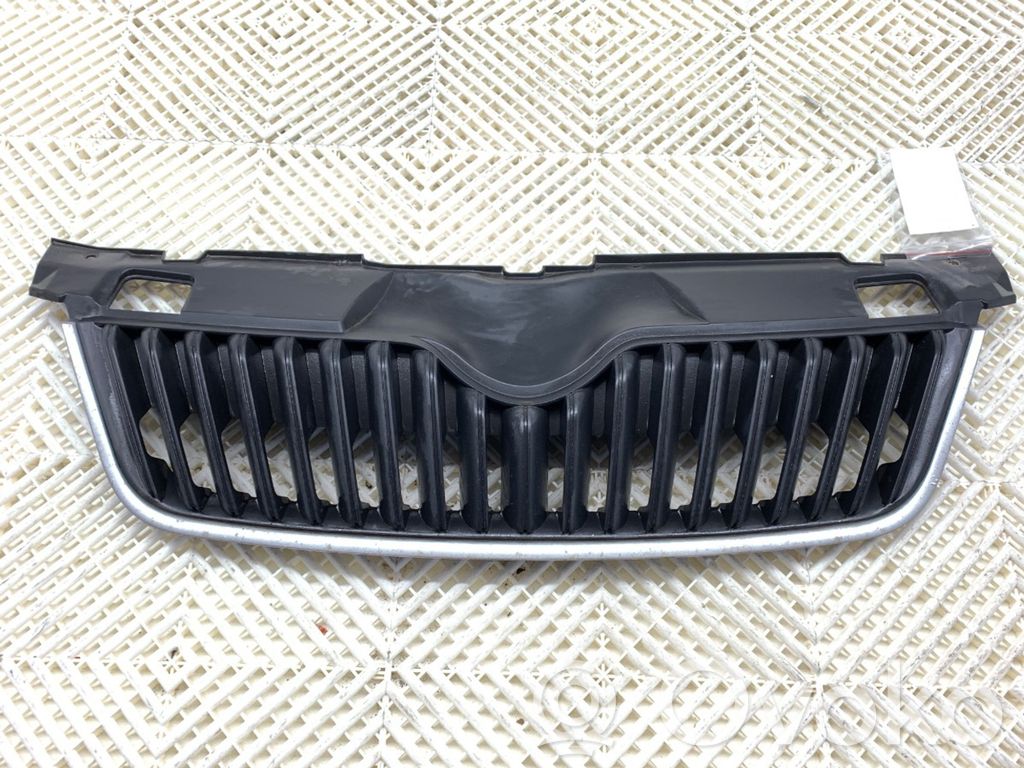 Skoda Roomster (5J) Etusäleikkö 