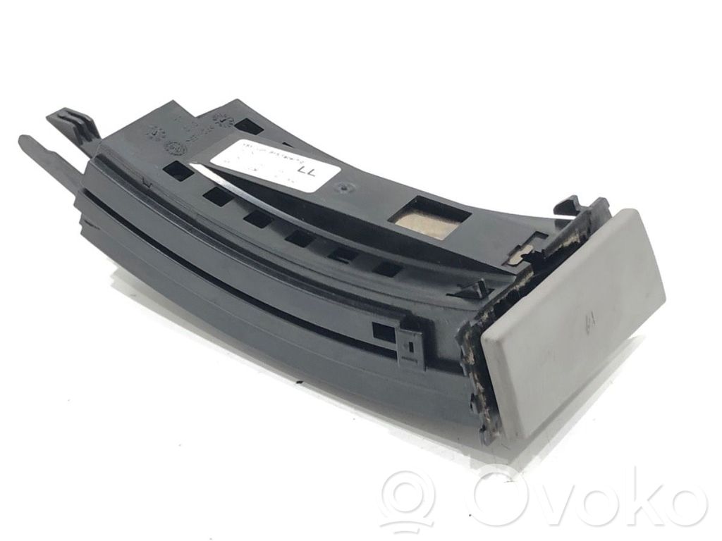 BMW X3 E83 Cup holder 