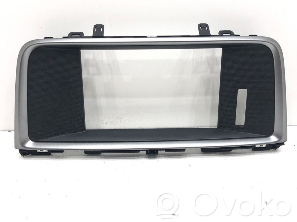 KIA Optima Kita išorės detalė 
