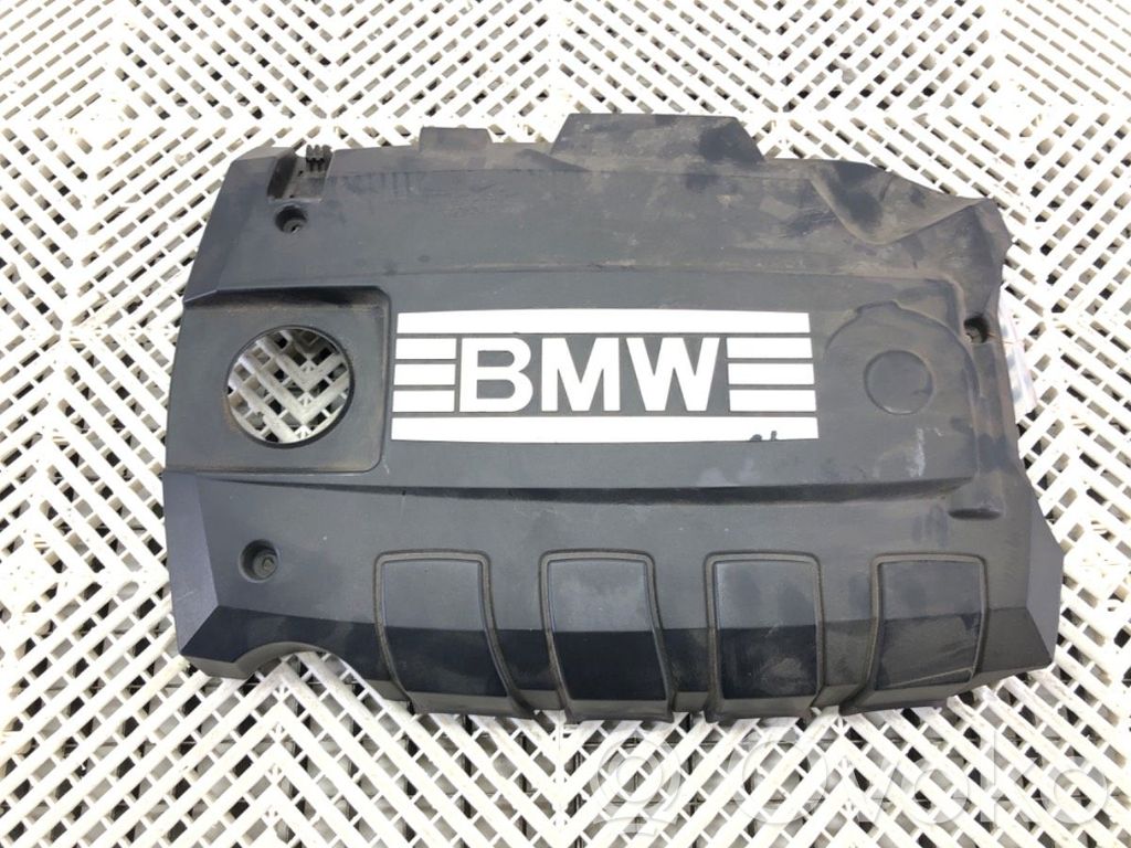 Engine cover (trim)   7556033