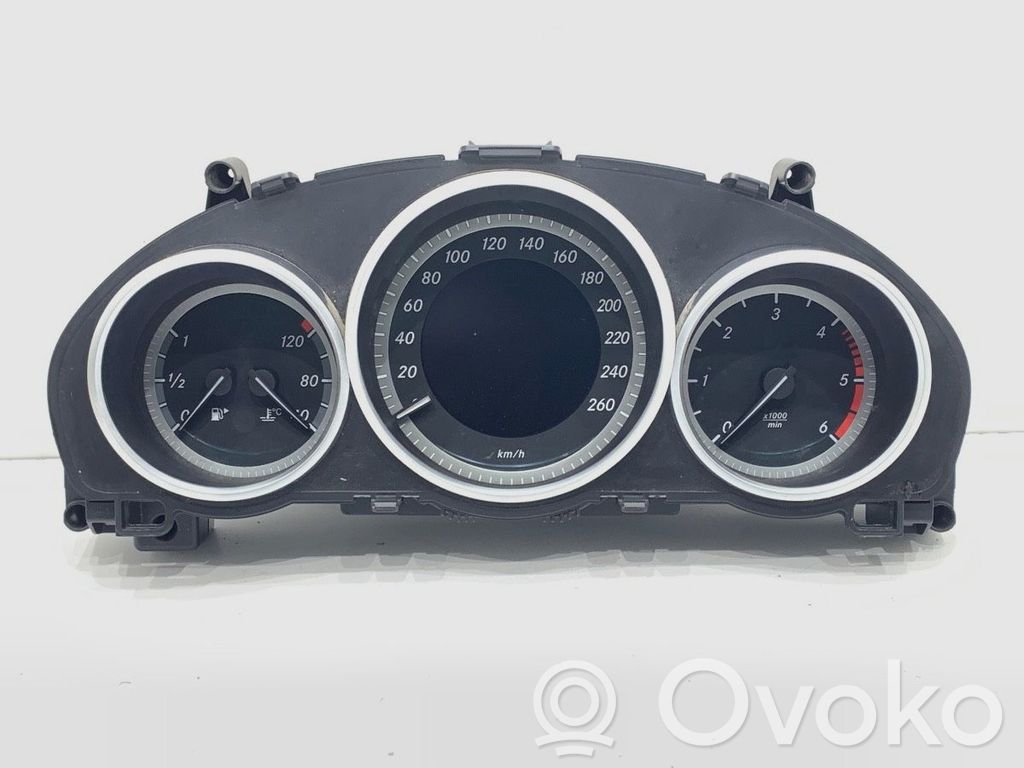 Mercedes-Benz E W212 Tachimetro (quadro strumenti)