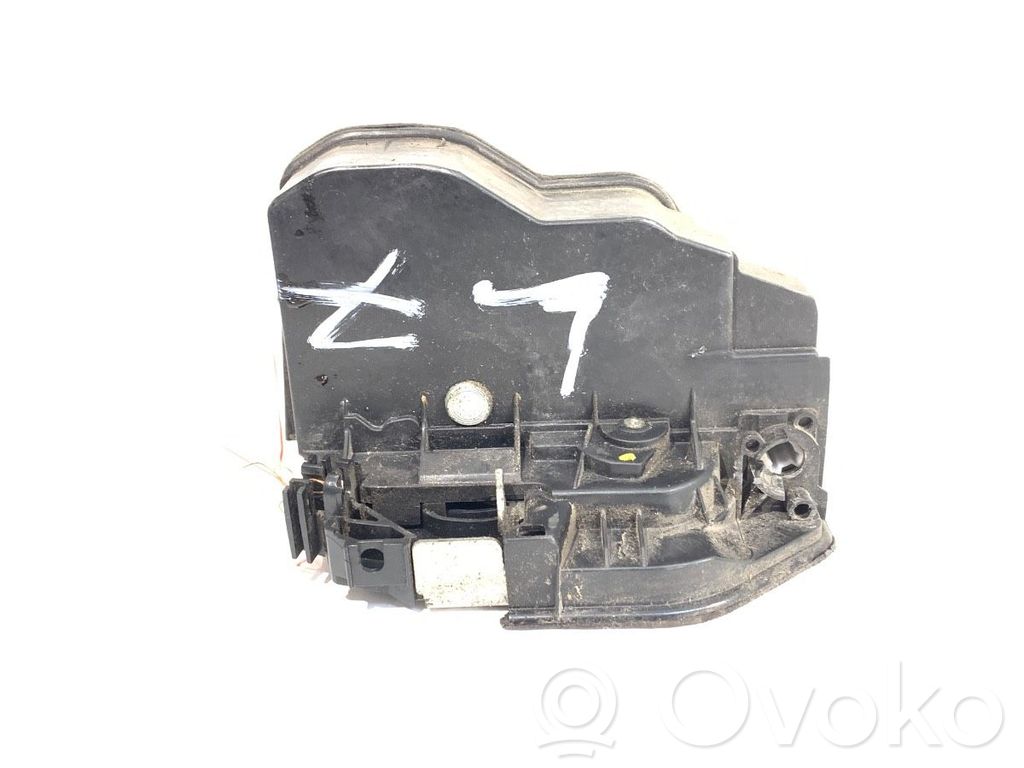 BMW 5 E60 E61 Serratura portiera anteriore