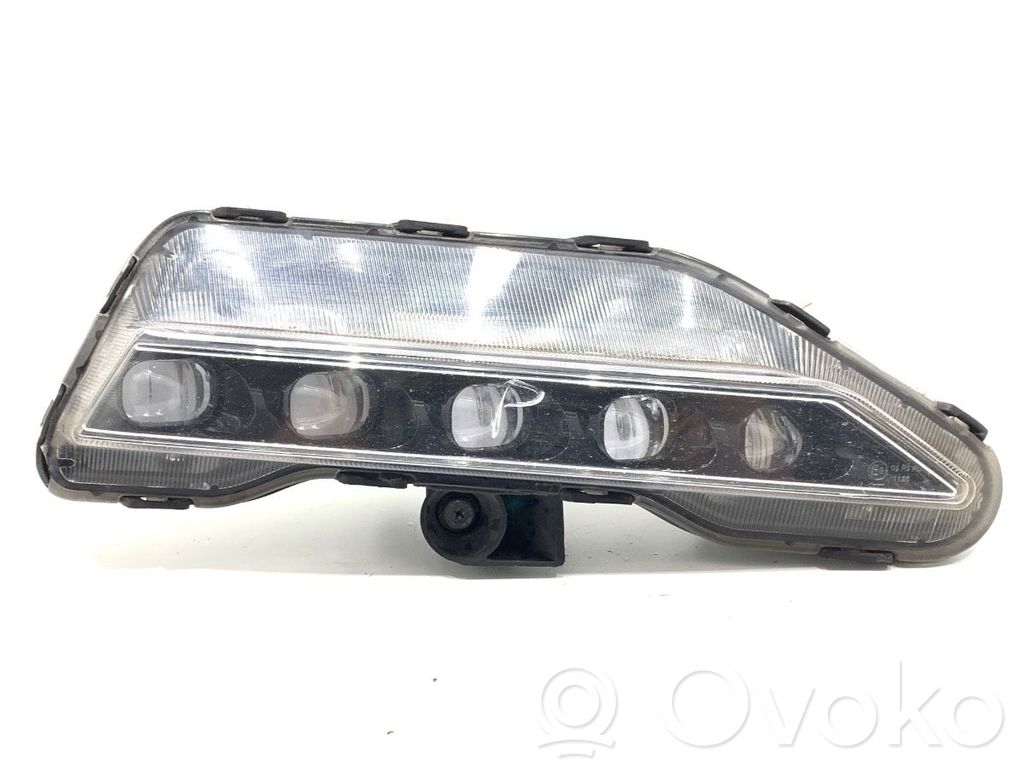 Hyundai i40 Proiector lumini zi LED