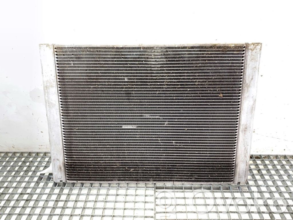 BMW 5 E60 E61 Coolant radiator 