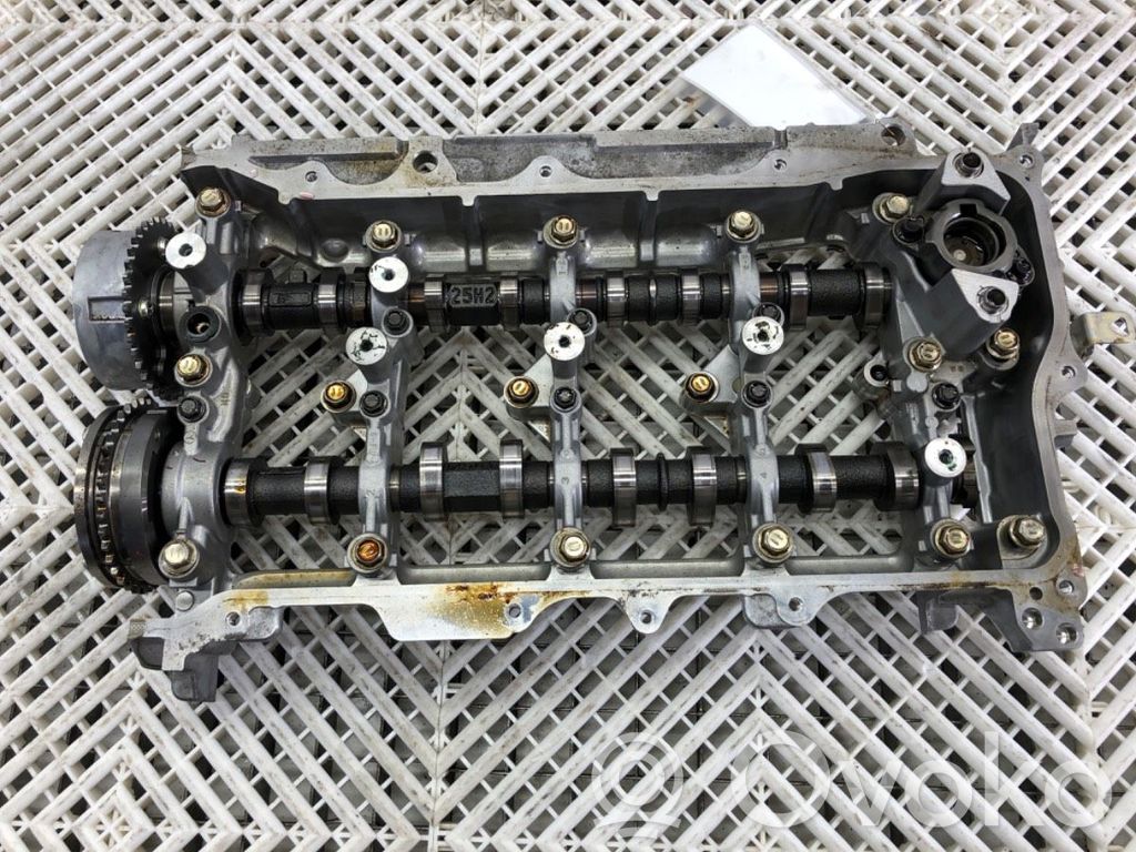 Toyota Camry VIII XV70  Camshaft 