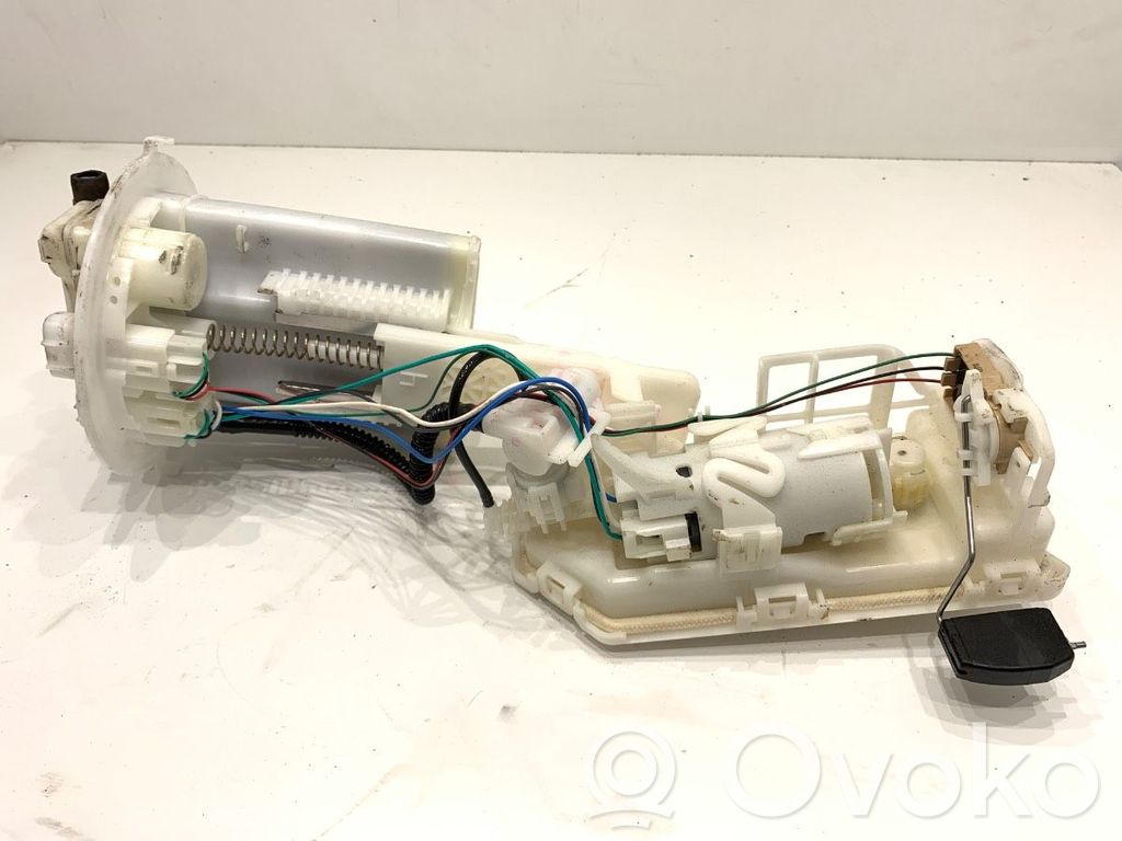 Toyota Corolla E210 E21 Bomba interna de combustible 