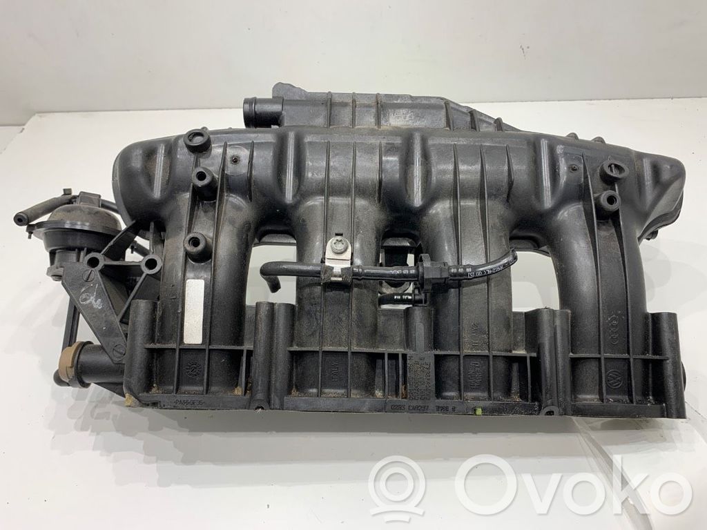 Audi A4 S4 B8 8K Colector de admisión 