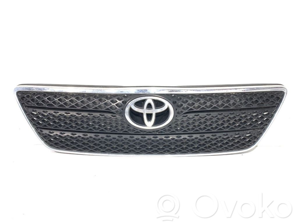 Toyota Corolla Verso E121 Etusäleikkö 