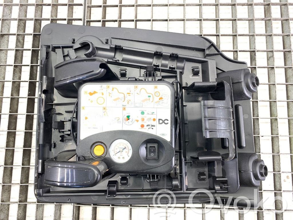 Renault Twingo III Tire air pump compressor 