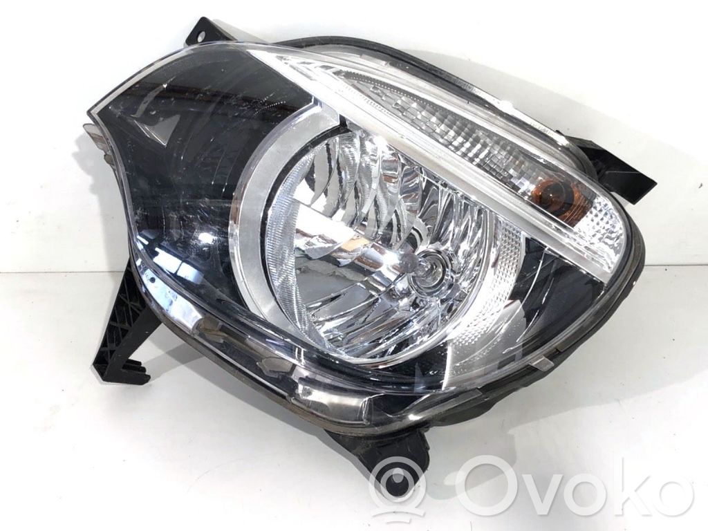 Renault Twingo III Phare frontale 
