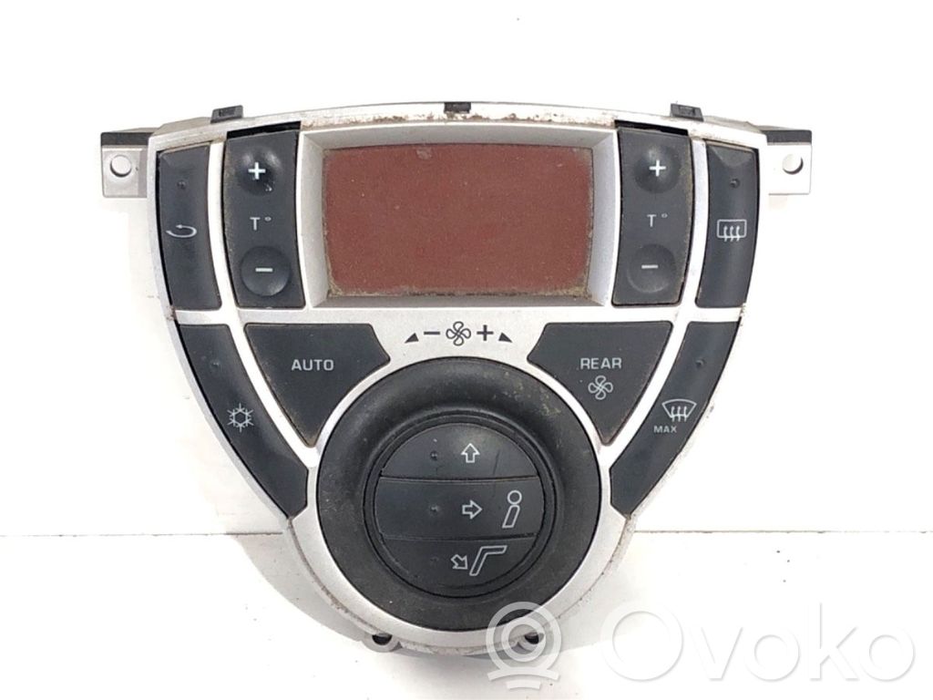Interruptor de control del ventilador interior   14011592ZD