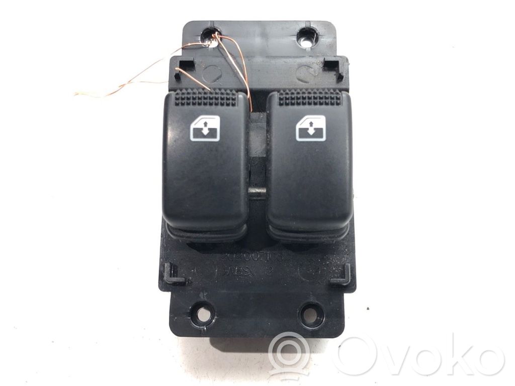 Hyundai i10 Electric window control switch 