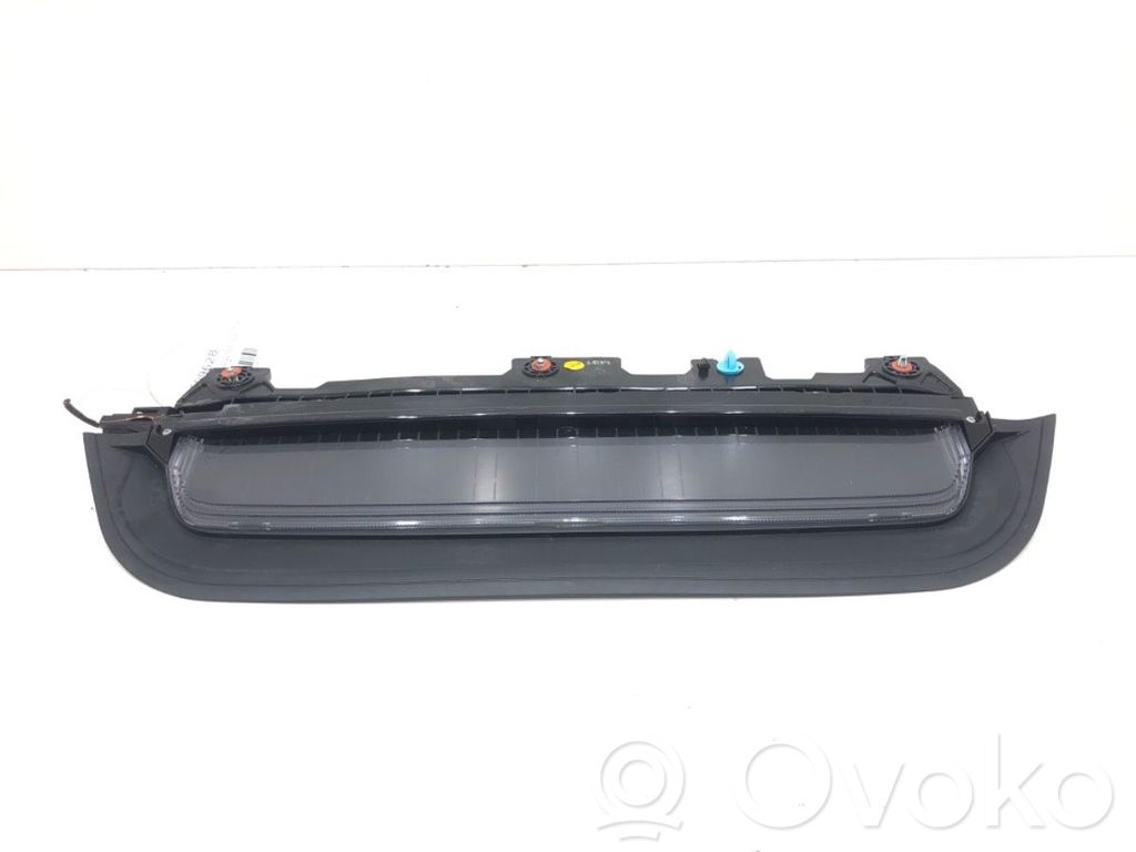 Dritte Bremsleuchte   92700J5