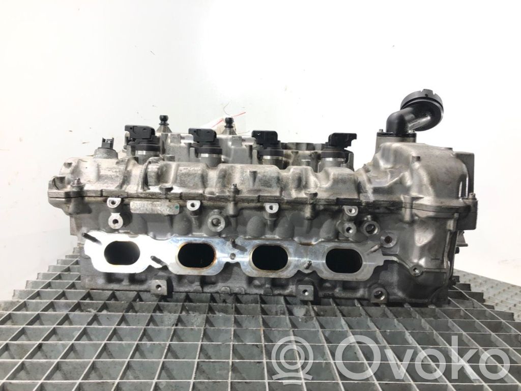 BMW 7 F01 F02 F03 F04 Engine head 