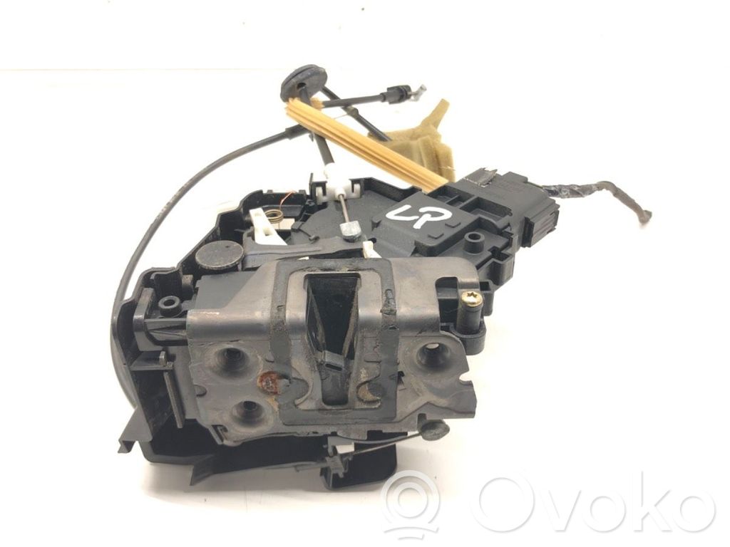 Ford Focus C-MAX Priekšpusē slēdzene 