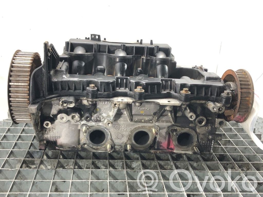 Engine head   DT20C
