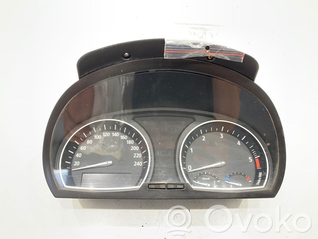BMW X3 E83 Speedometer (instrument cluster) 