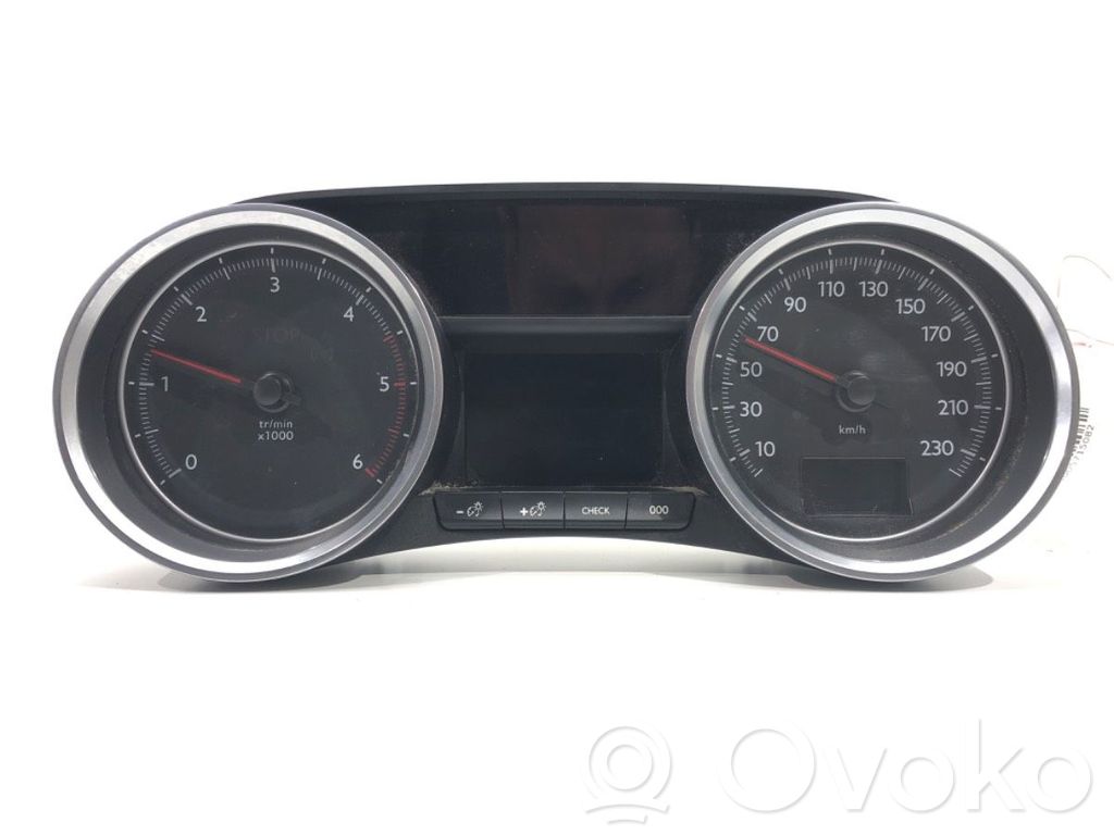 Peugeot 508 Compteur de vitesse tableau de bord 