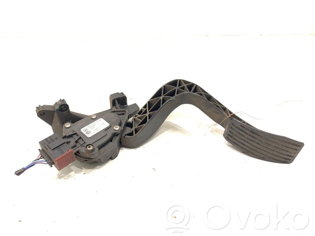 Fiat Doblo Accelerator throttle pedal 
