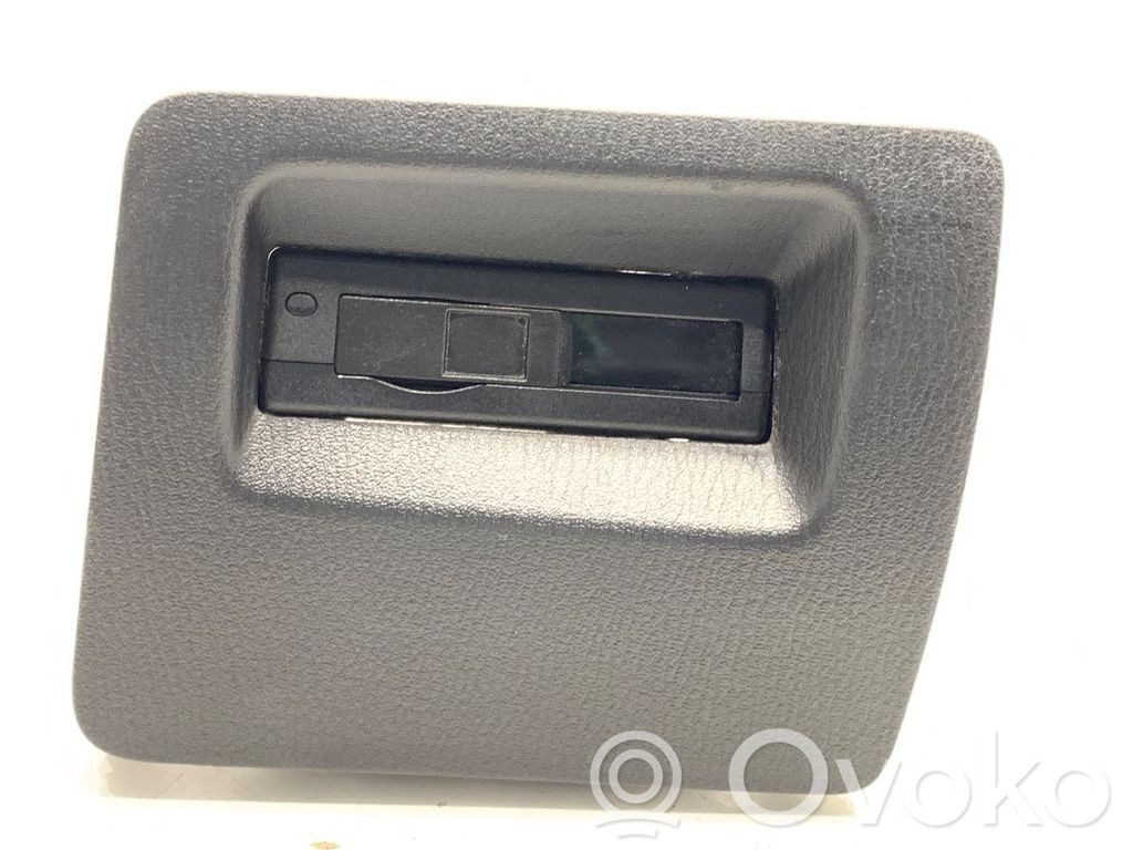 Mazda CX-5 Aerial antenna filter 