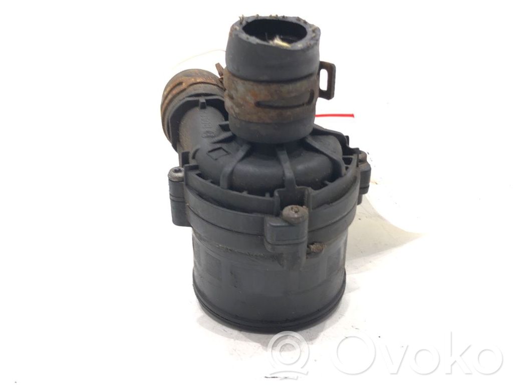 Volkswagen Golf VII Support de filtre à huile 