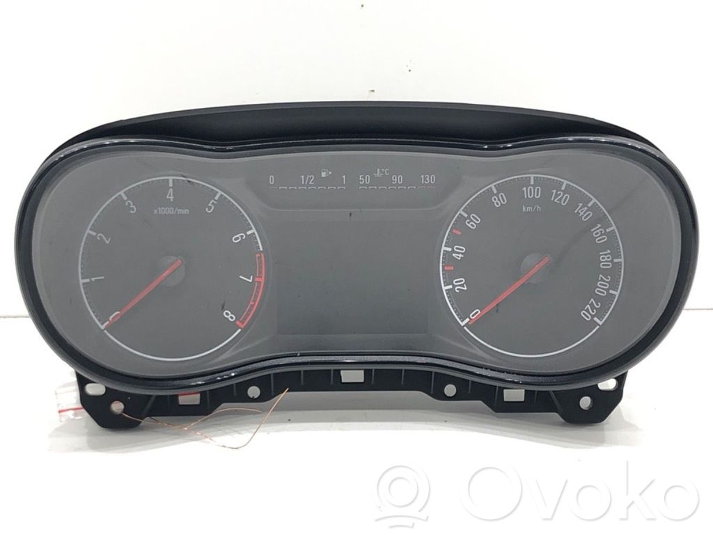 Opel Corsa E Speedometer (instrument cluster) 
