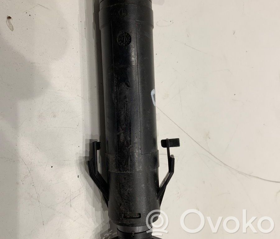 Volkswagen PASSAT B7 Ugello a spruzzo lavavetri per faro 