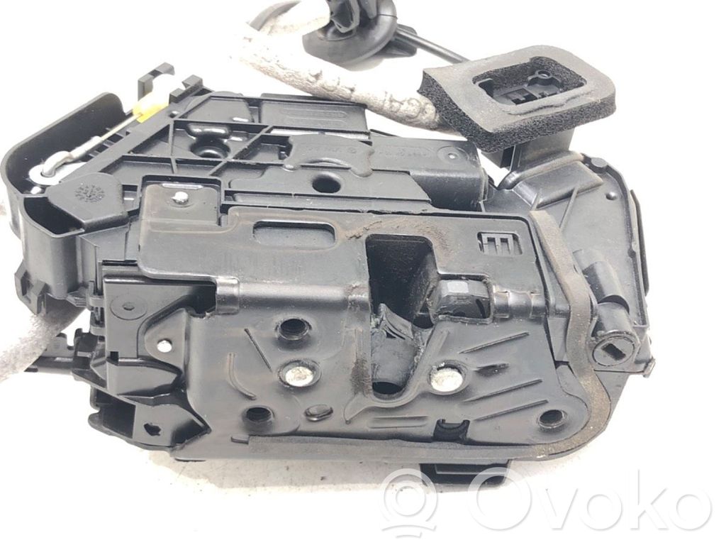 Volkswagen Polo VI Serratura portiera anteriore