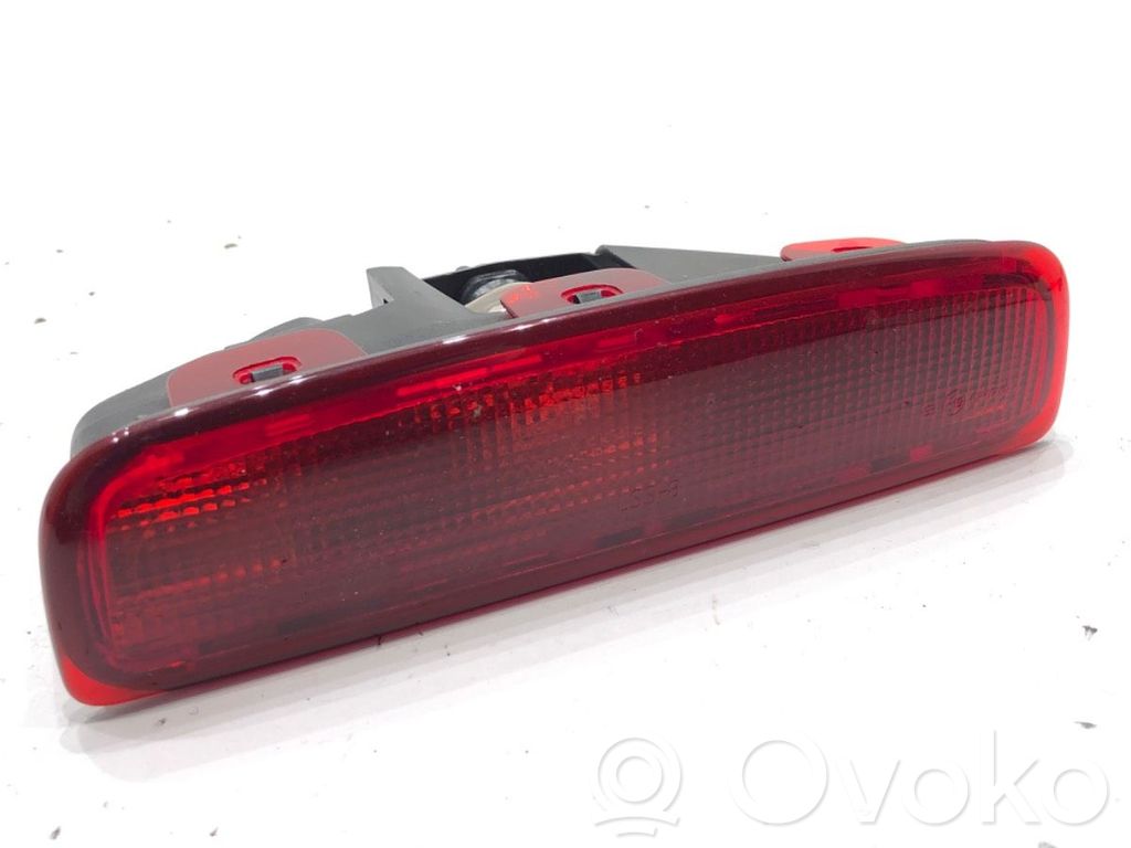 Renault Express Third/center stoplight 