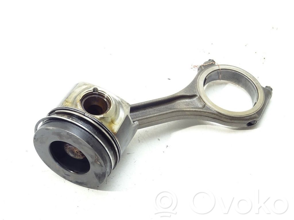 Audi A4 S4 B8 8K Piston cu bielă