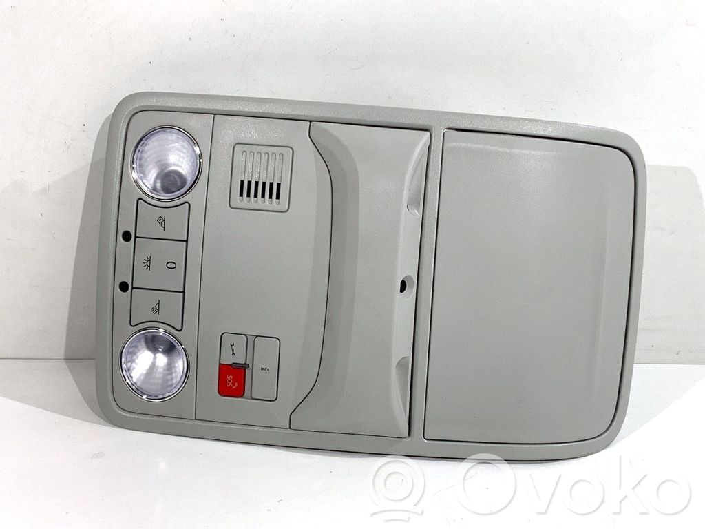 Skoda Karoq Rivestimento della console di illuminazione installata sul rivestimento del tetto 