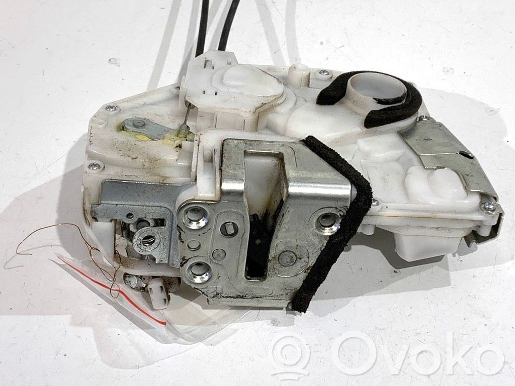 Fiat Sedici Zamek drzwi przednich 