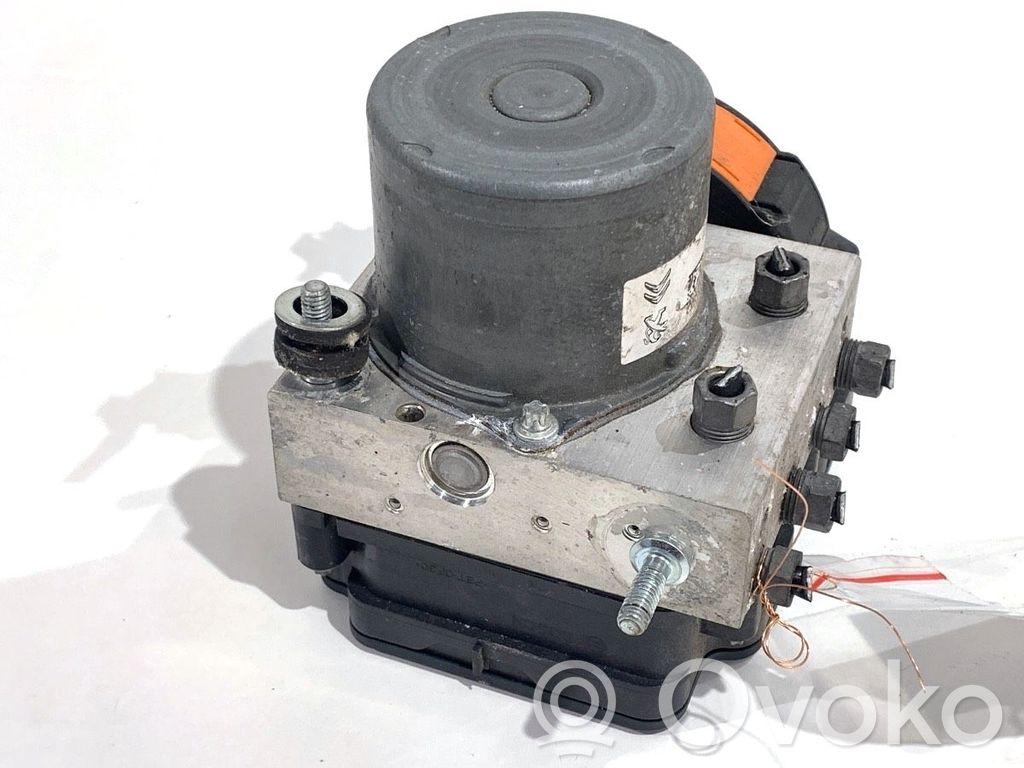 Peugeot 308 SW  ABS Pump 