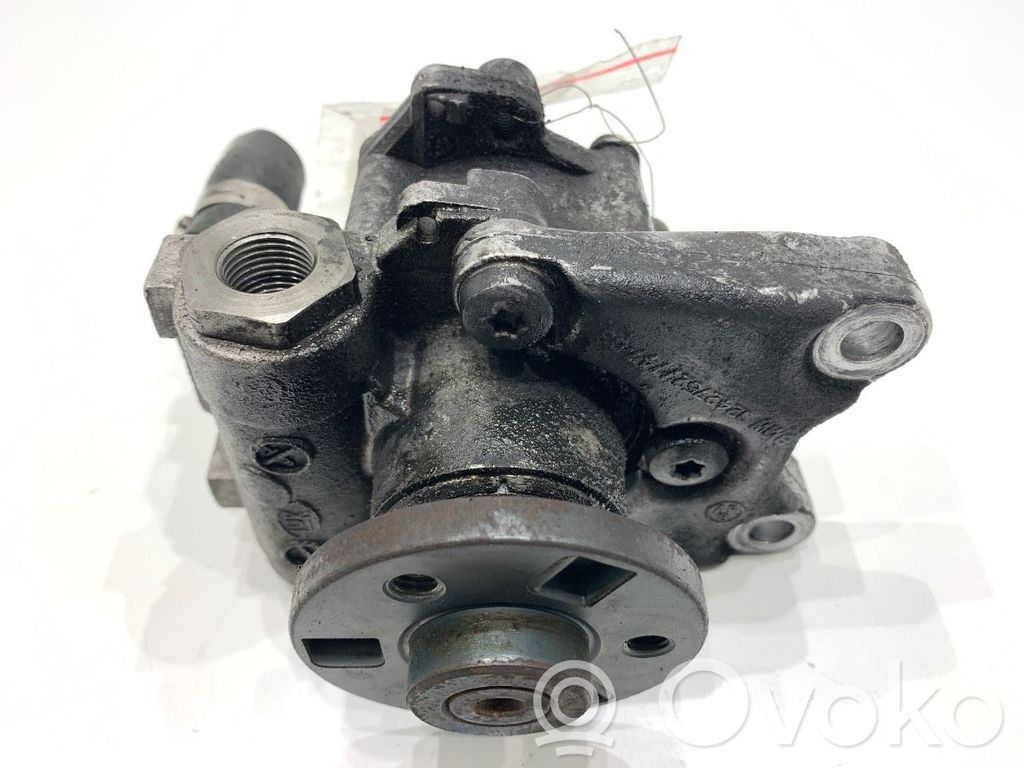 BMW 3 E92 E93 Power steering pump 