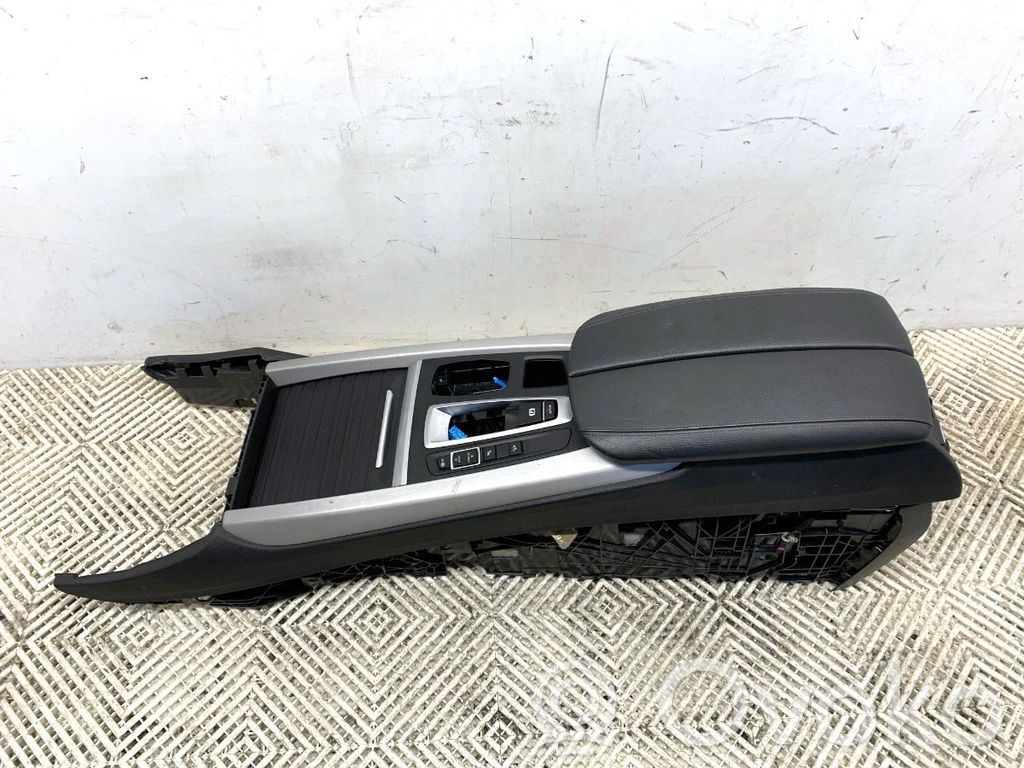 Audi Q5 SQ5 FY Center console 