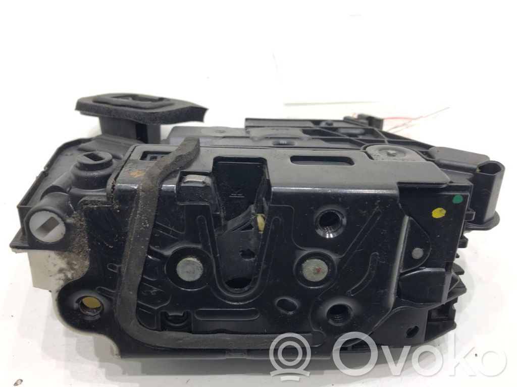 Volkswagen Polo V 6R Zamek drzwi tylnych 