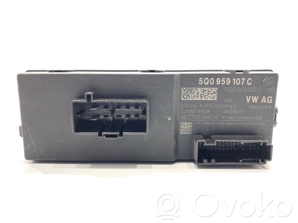 Volkswagen PASSAT B8 Alte unități/module de control 