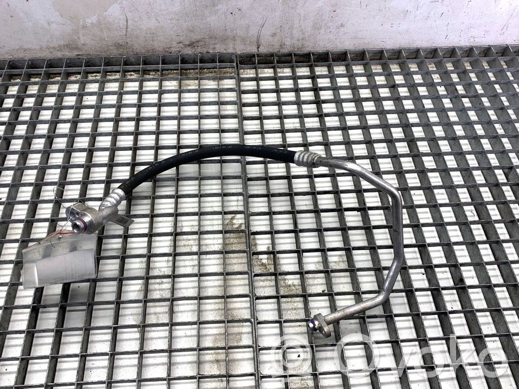 Audi Q3 F3 Conductă/furtun aer condiționat (A/C) 