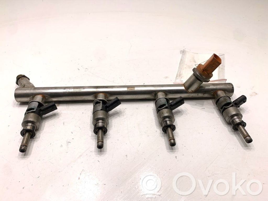 Audi A6 S6 C7 4G Kraftstoffverteiler Einspritzleiste Verteilerrohr 