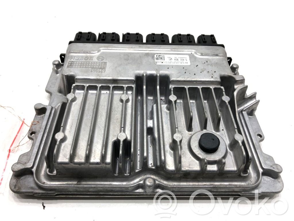 BMW 5 G30 G31 G38 Unité de commande, module ECU de moteur