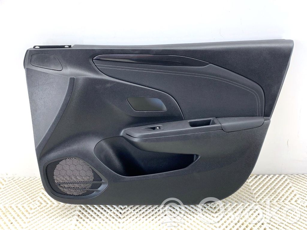 Opel Corsa F Etuoven verhoilu 