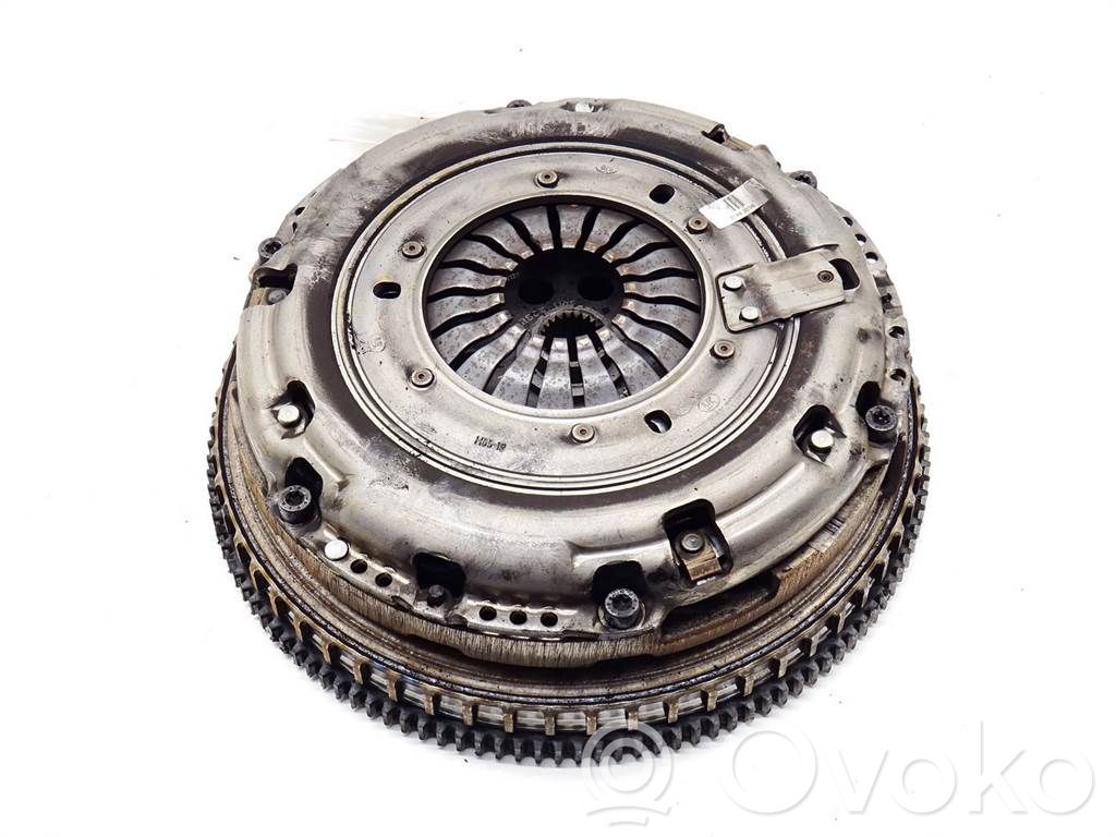 Volvo V40 Kit d'embrayage 