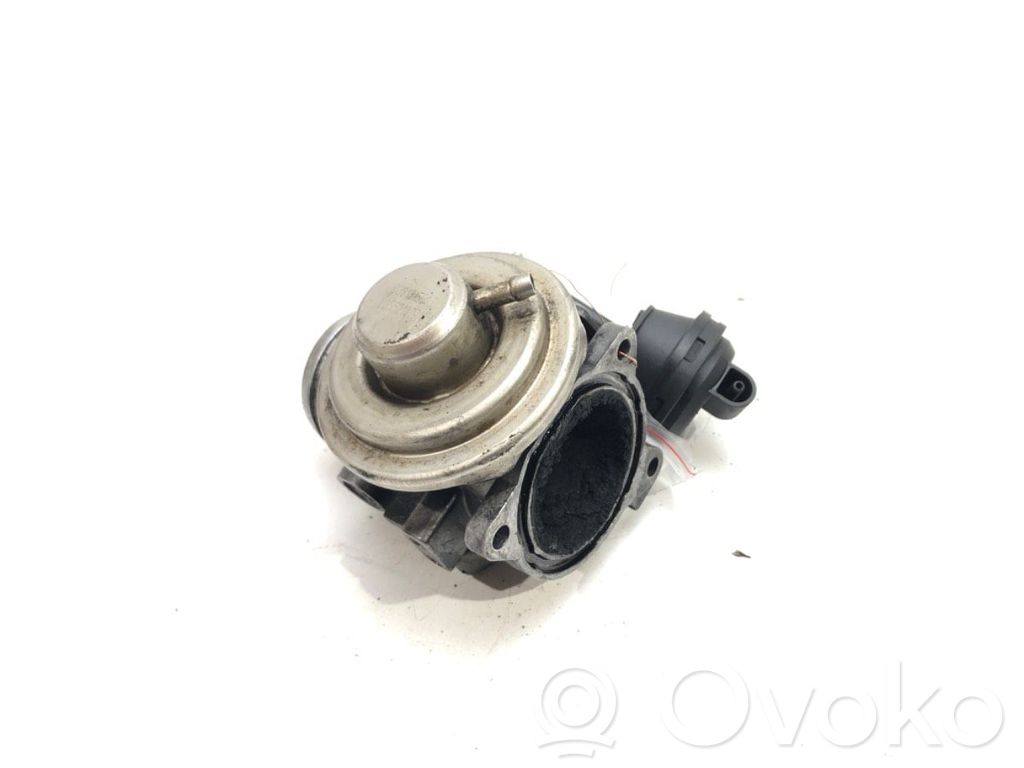 Válvula EGR   038131501E