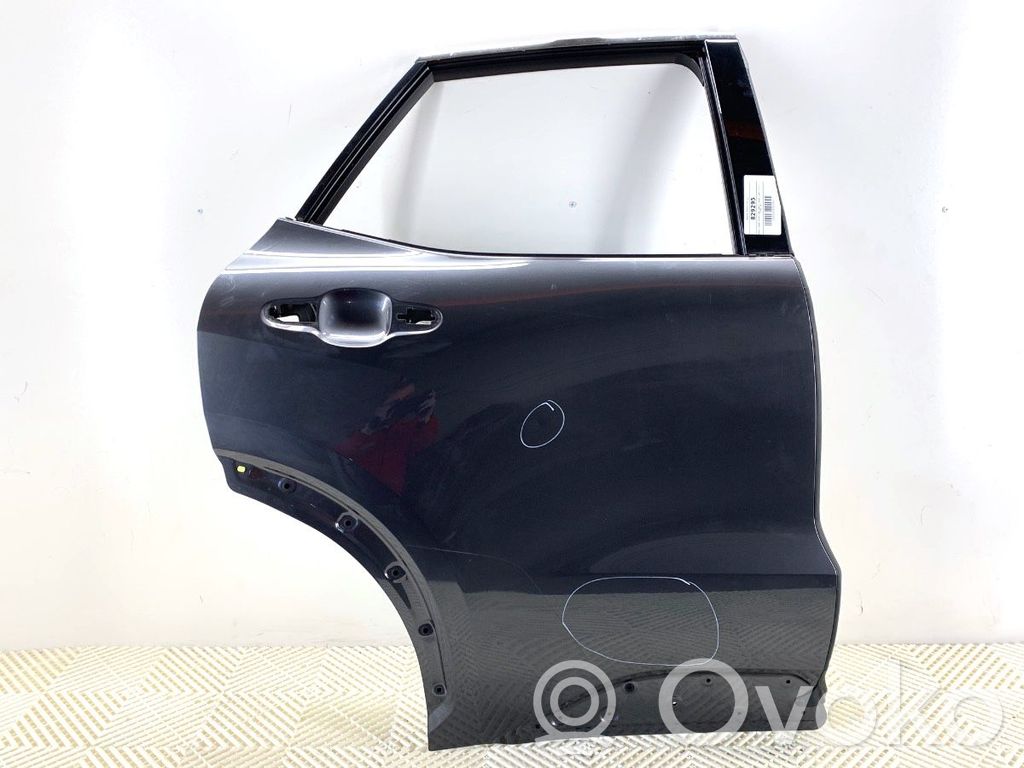 Lexus LBX Galinės durys 
