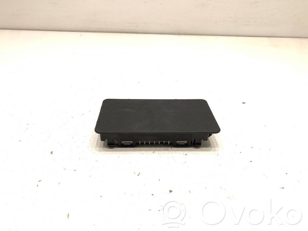 Autres pièces intérieures   95560D4100