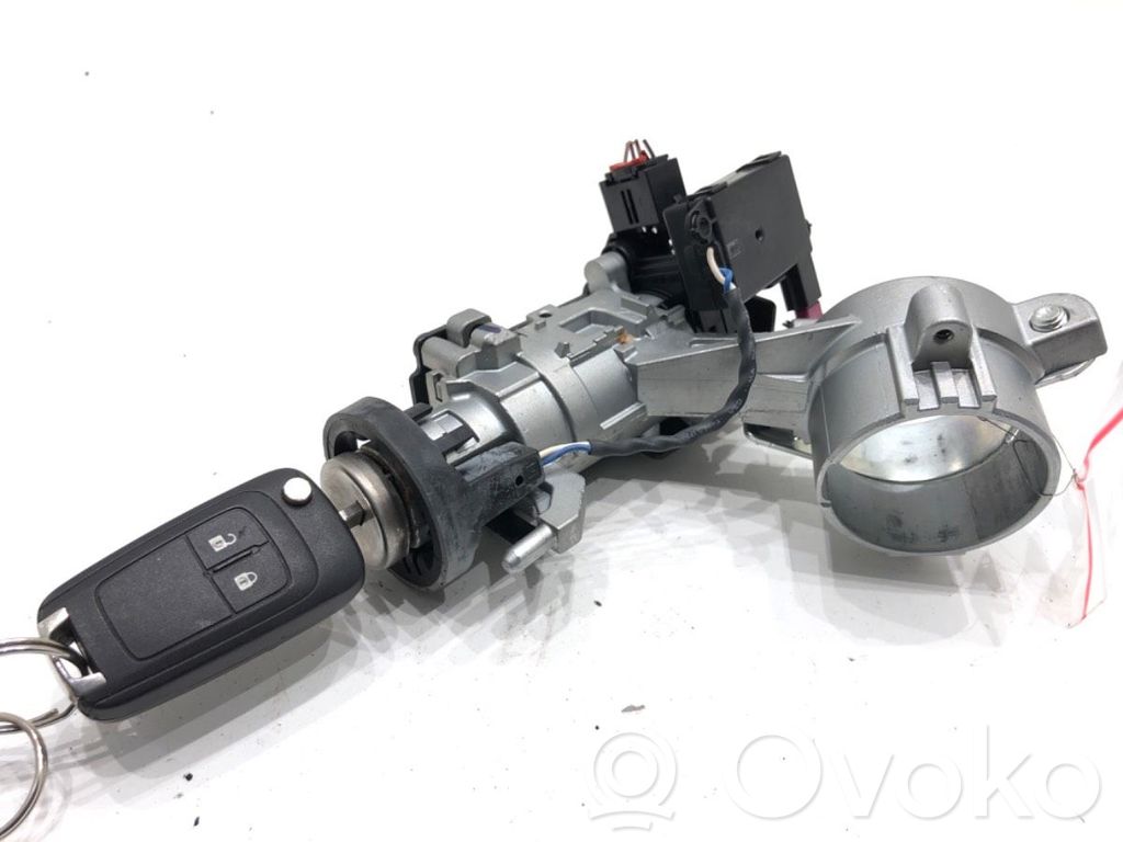 Opel Corsa E Virtalukko 