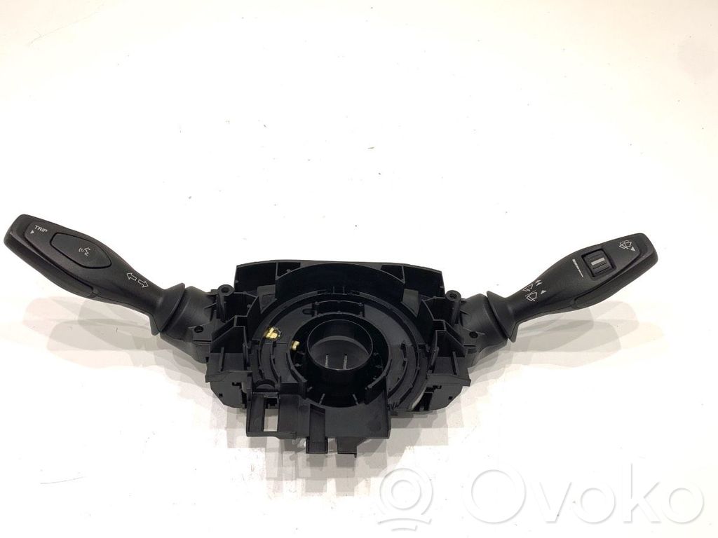 Ford Fiesta Interruptor/palanca de limpiador de luz de giro 